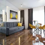 Deluxe In Cracow - Old Town & Cracow Kazimierz Daire Krakow