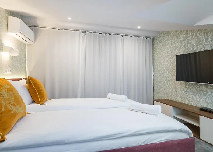 Deluxe In Cracow - Old Town & Cracow Kazimierz Apartment *